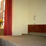 Acropoli 2*