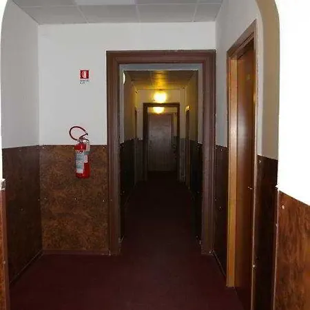 Acropoli 2*